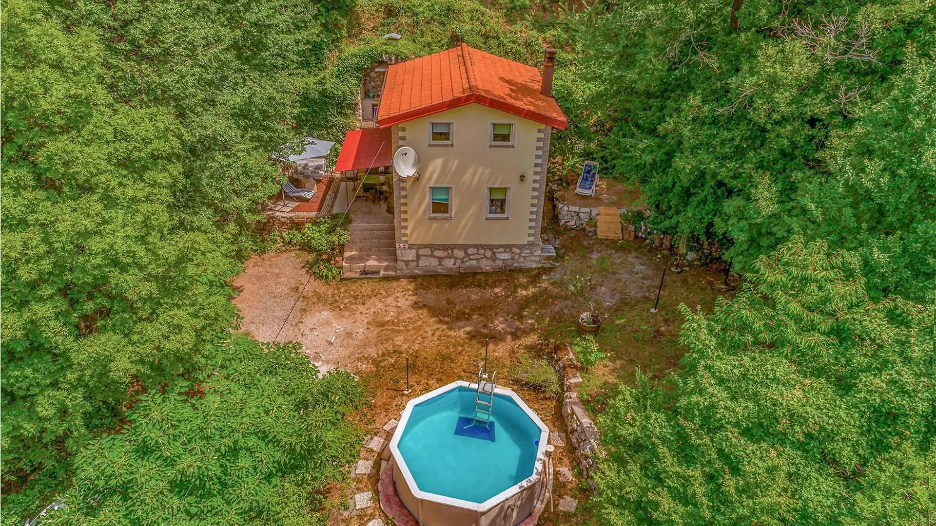 Amazing Home In Krizisce With Kitchen Veli Dol 0*,